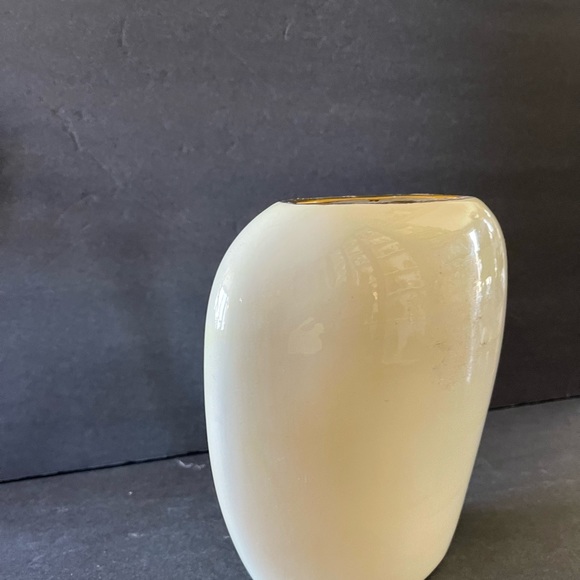 Hummingbird hand painted vase - Picture 3 of 4